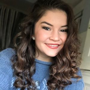 Meet your Posher, Melanie